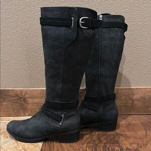 Ugg Women's Black Leather Knee-High Boots